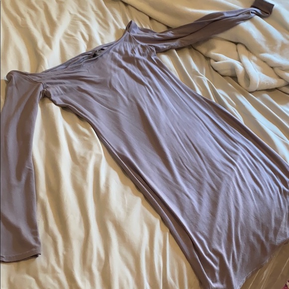 Light purple bodycon dress with front cutout - Picture 5 of 5